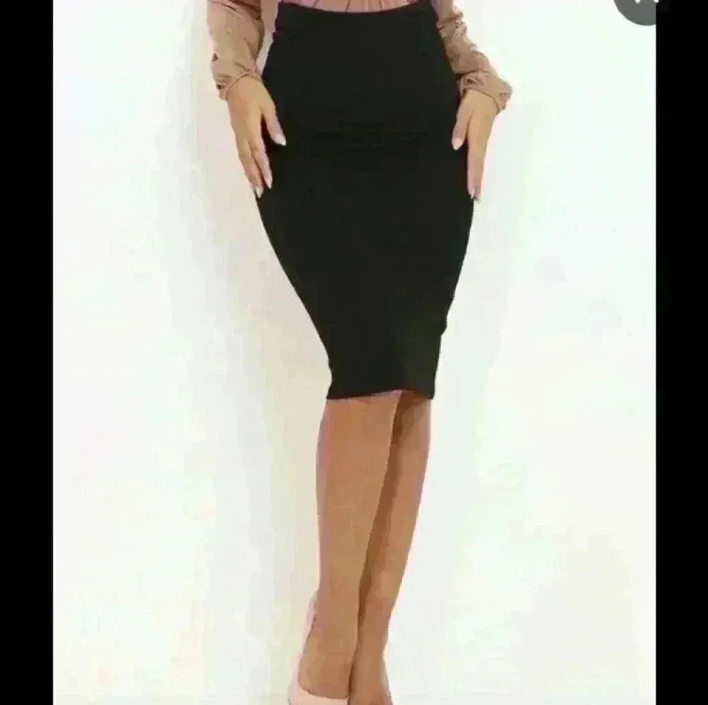 Lining sexy party/cocktail wedding office skirt Sixe E 40
